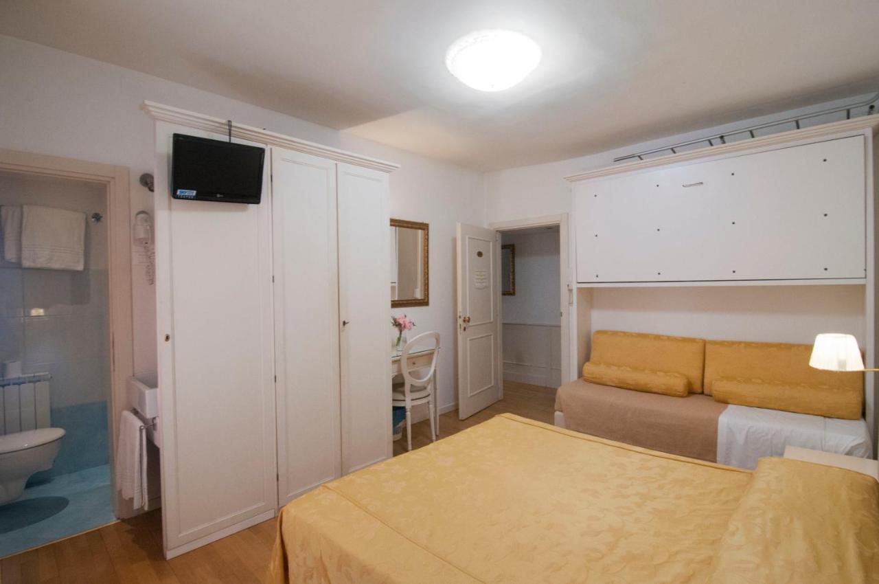 Albergo Ai Tolentini Venecia Exterior foto